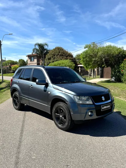 Suzuki Grand Vitara 2.0 Mt