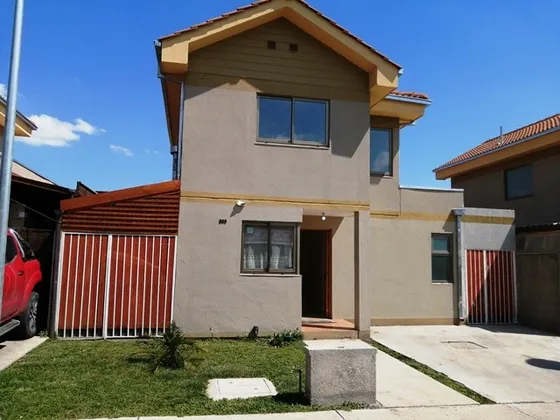 Venta De Casa En Condominio Las Azaleas Machali