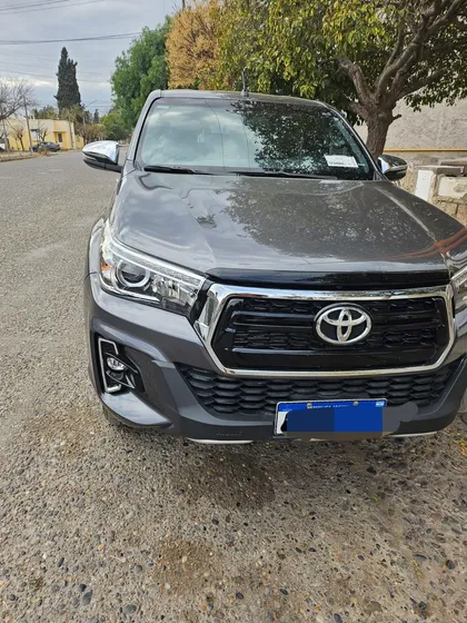 Toyota Hilux Pick-up 2.8 Cd Srx 177cv 4x2 At