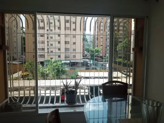 Alquiler/ Apartamento/ Paraiso/ 2hb/ 1b/1pe/ Ref. 600