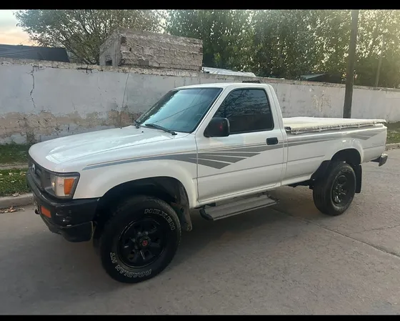 Toyota Hilux 2.8 S/cab 4x4 D
