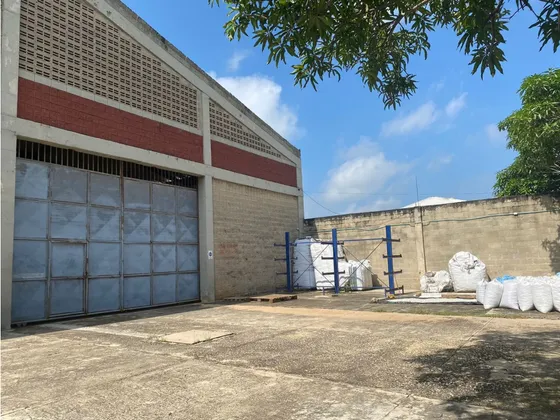 Se Alquila Bodega En Zona Circunvalar, Barranquilla 