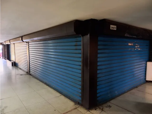 Venta Local Comercial Puerta Del Este La California Norte, Caracas.