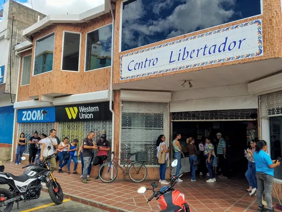 Local En Alquiler, Rafael Gamarra Trae Para Ti, 2e7399, En El Cc Libertador De Cabudare, Cercano A Diversos Comercios, Donde Puedes Emprender Cualquier Tipo De Negocio, Alto Trafico Vial Y Peatonal.