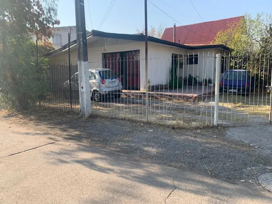 Oportunidad De Casa En Excelente Sector De Macul