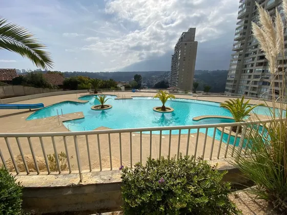 3dormitorios 2baños 1estacionamiento Piscinas. Tejada