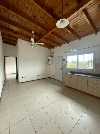 Departamento 2 Ambientes En Alquiler Lujan Centro Calle Guemes 887