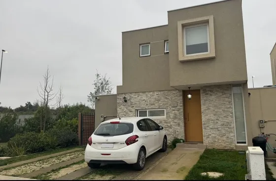 Arrendamos Cómoda Casa En Condominio, Peñablanca