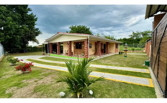 Casa Campestre En Venta En Condominio - Santa Elena El Cerrito Valle