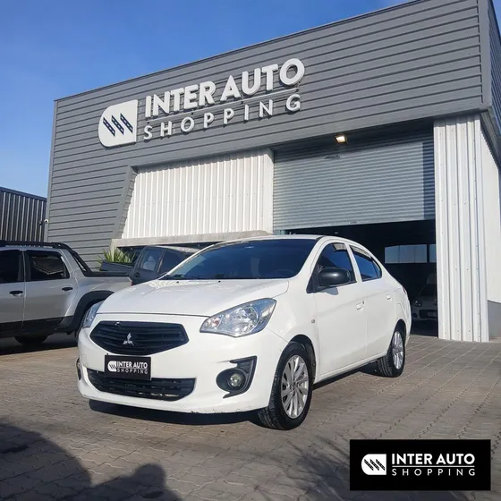 Mitsubishi Mirage G4 -