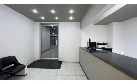 Oficina En Alquiler De 100 Mts En Boleita Sur 