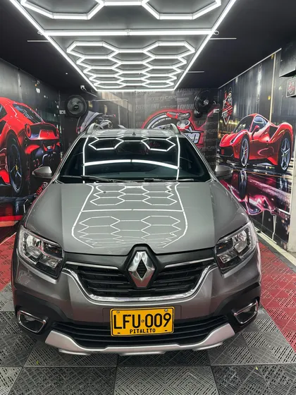 Renault Stepway 1.6 Dynamique / Intens Automática