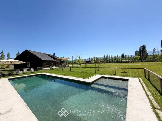 Casa En Venta De 6 Dorm. En Las Cabras