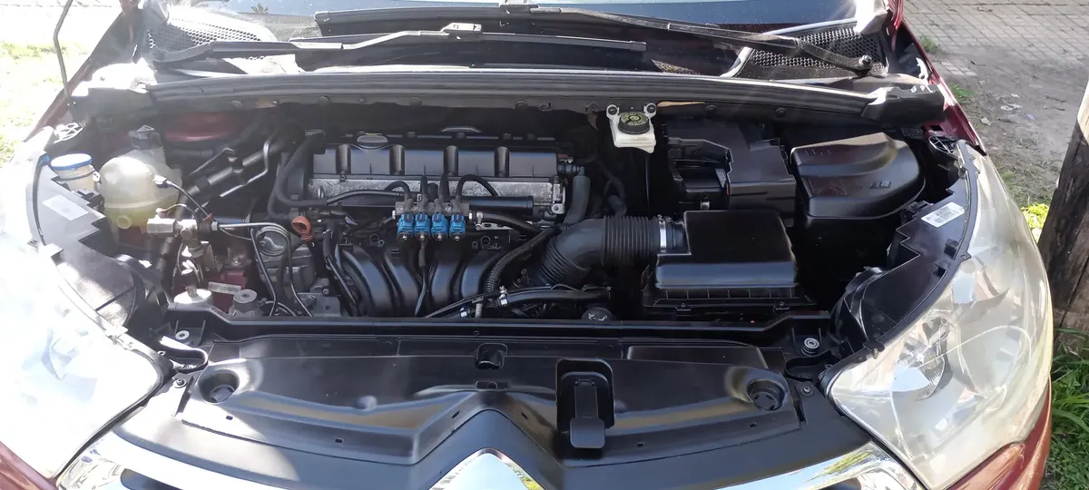 Citroën C4 Lounge 2.0 Origine64018701133954123