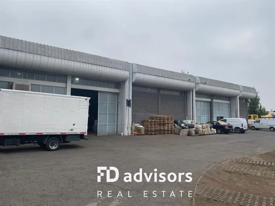 Arriendo De Bodega En Centro Logístico 1.000m2 - San Bernard
