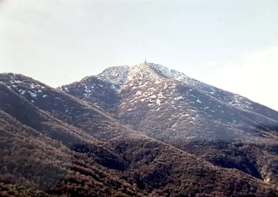Caleu, La Capilla, Casa Y Cabaña.