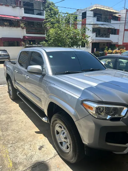 Toyota Tacoma Sr 4x2
