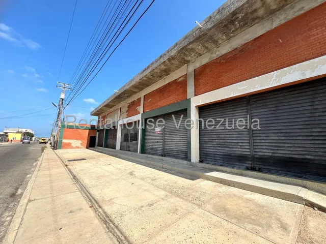 Venta De Locales Comerciales Ubicado En El Centro 