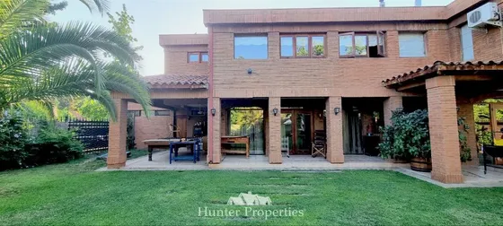 Casa En Venta En Machalí Amplia Y Confortable Con 6 Hab 4b