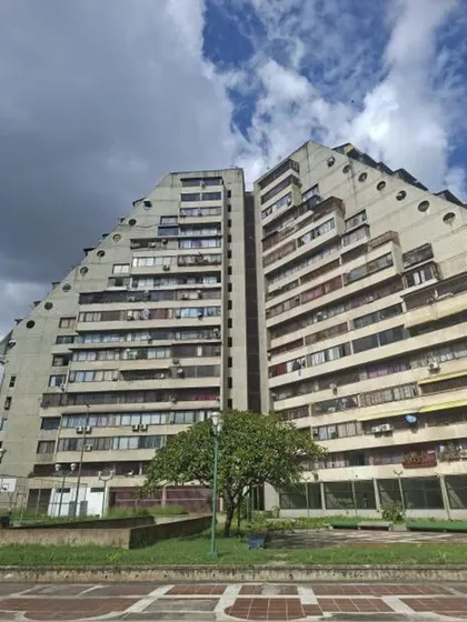 Se Vende Excelente Apartamento En Montalbán.kt