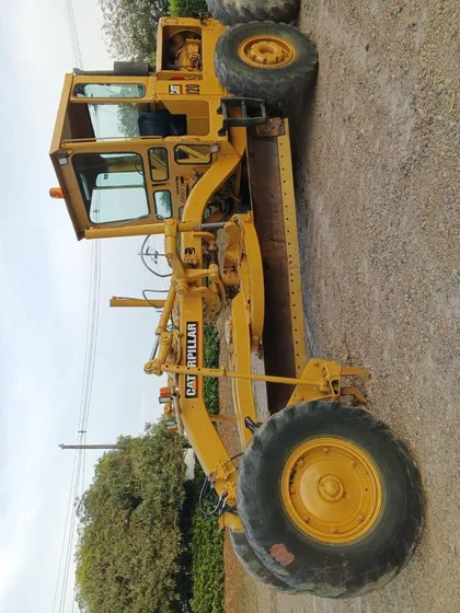 Caterpillar 120b 1985