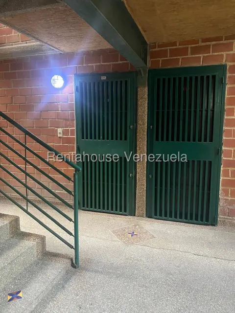 Apartamento En Venta Nueva Casarapa La Ribera 25-21544. Jt