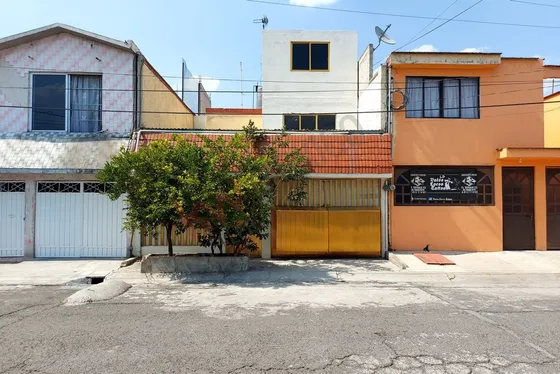 Casa En Venta, Izcalli Jardines, Ecatepec De Morelos, Edo. Mex.
