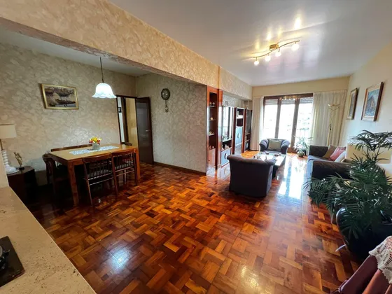 Departamento 5 Ambientes En Venta En Caballito - Impecable Estado!
