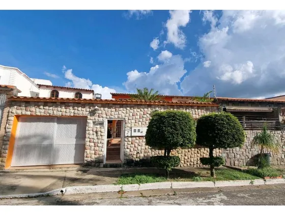 Vendo Casa En Calle Cerrada 490m2 El Cafetal 3318