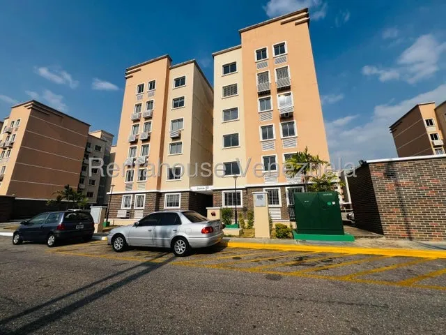 Maria Alejandra Valera Te Ofrece Bello, Moderno E Iluminado Apartamento Tipo Estudio Amoblado En Venta  Este De Barquisimeto, Planta Eléctrica, Amplia Habitación, Aire Acondicionado, Ideal Para Vivir.