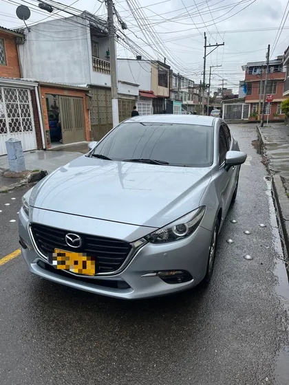 Mazda 3 2.0 Sport Touring