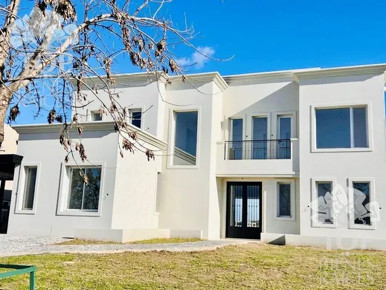 Casa  En Venta En El Cantón, Escobar, G.b.a. Zona Norte