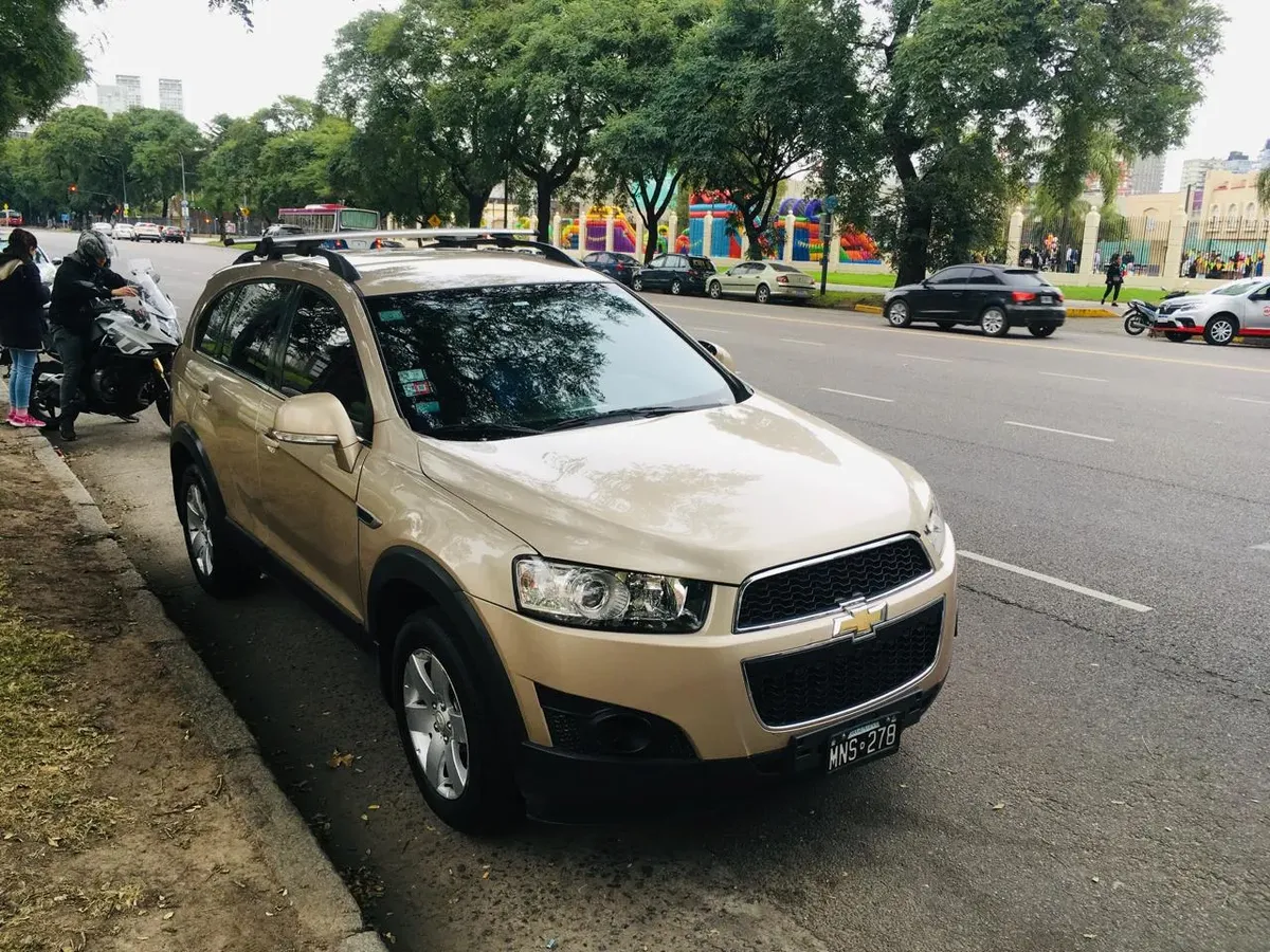 Chevrolet Captiva LS