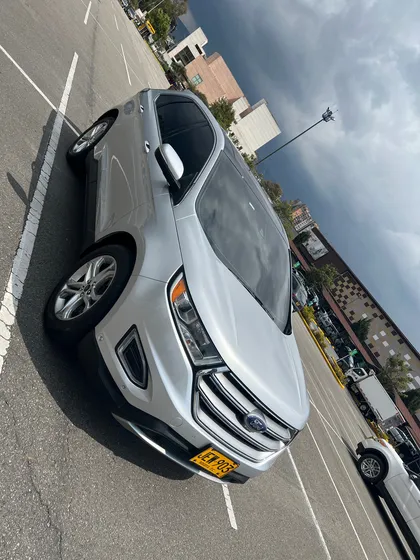 Ford Edge 3.5 Titanium