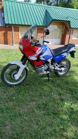 Honda Africa Twin 750