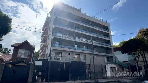 Edificio De Pozo En Florida Oeste Con Increíble Financiación