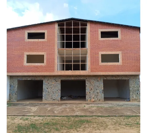 Edificio En El Sector 5 De Julio De Punta De Mata Ve13-025pdm-lfaj