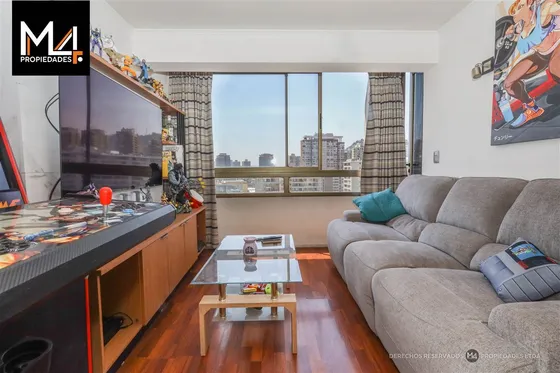 Departamento Vista Despejada En Venta De 2 Dorm. En Santiago