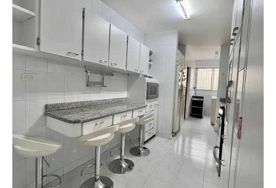 Alquiler De Apartamento En La Alameda 150m2 3h/2b/2p (ig)