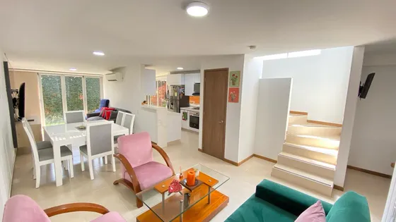 275 - Se Vende Casa En Ciudad Country / Jamundí