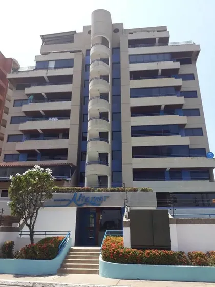 Apartamento En Alquiler Res. Altamar Lechería