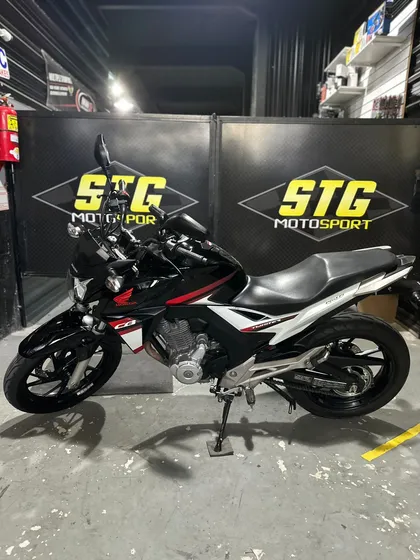 Honda Twister Cbx 250 - 2018 - Muy Cuidada En Stg Motosport