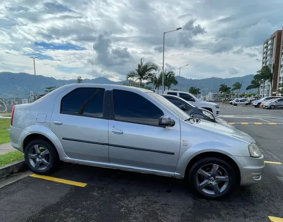 Renault Logan 1.6 Expression