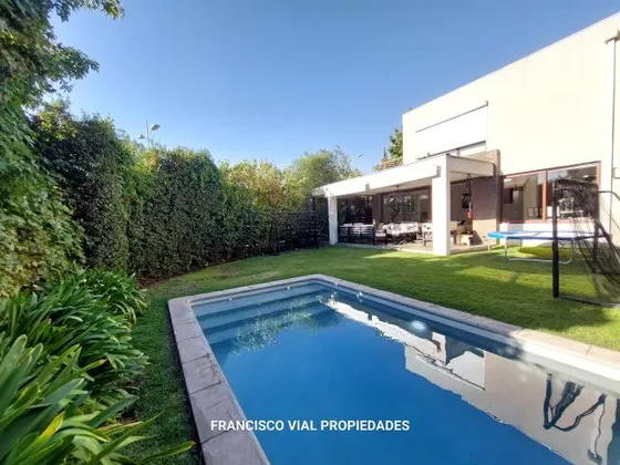 Casa Vende/condominio