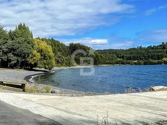 5.000 M² Con Vista Y Acceso Al Lago En Condominio.cbg