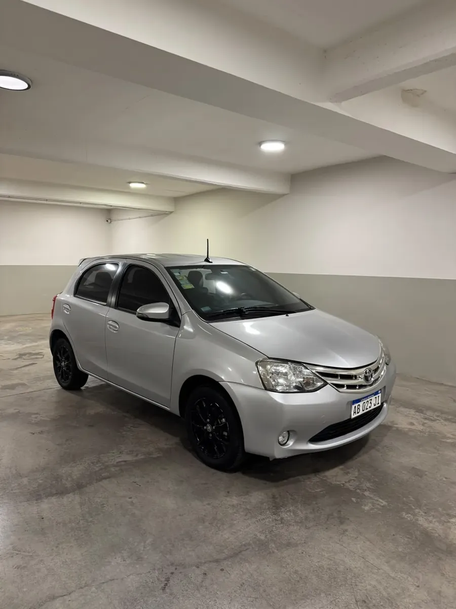 Toyota Etios 1.5 Platinum AT