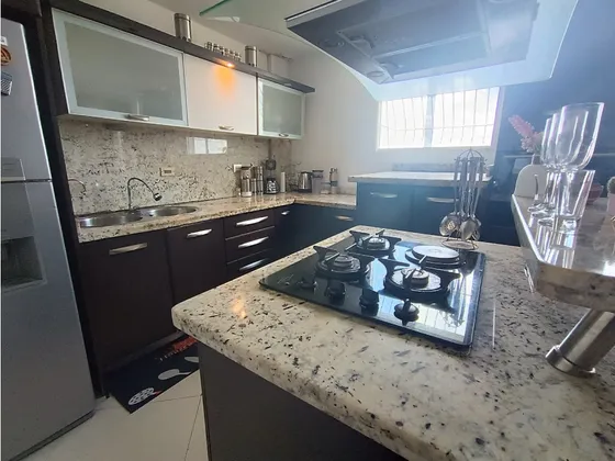 Apartamento En Res. Los Robles Ve17-068av-mtru