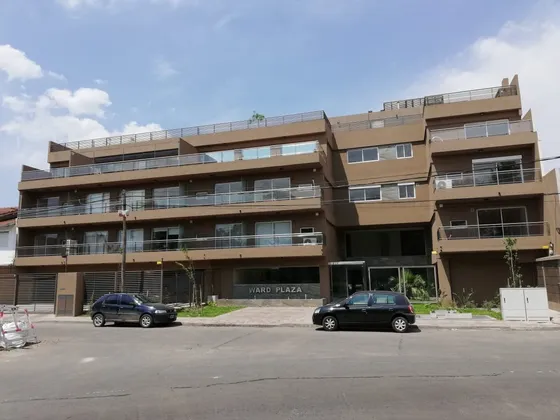 Departamento En Venta Con Cochera En Villa Sarmiento 