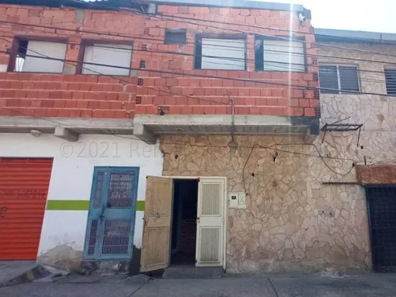 Milagros Inmuebles Edificio Venta Barquisimeto Lara Zona Centro Economica Residencial Economico Comercial Código Inmobiliaria Rent-a-house  22-15267