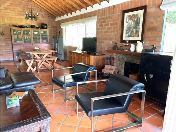 Casa Finca Con Piscina En Arriendo. Girardota 